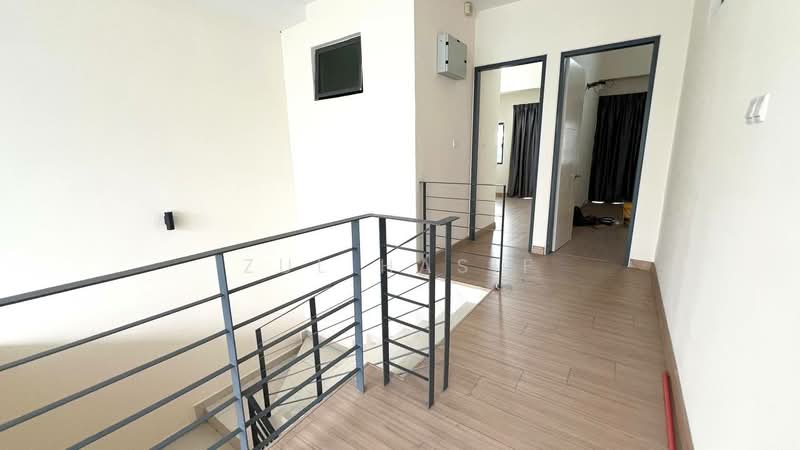 3-storey Terraced House for Sale in Bandar Nusaputra (Puchong) - Zul Hasif - PropertyGuru.com.my