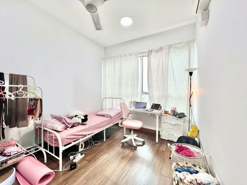 Kediaman Servis untuk Disewa di The Zizz @ Damansara North - Jimmy Haryzul - Bedroom - PropertyGuru.com.my