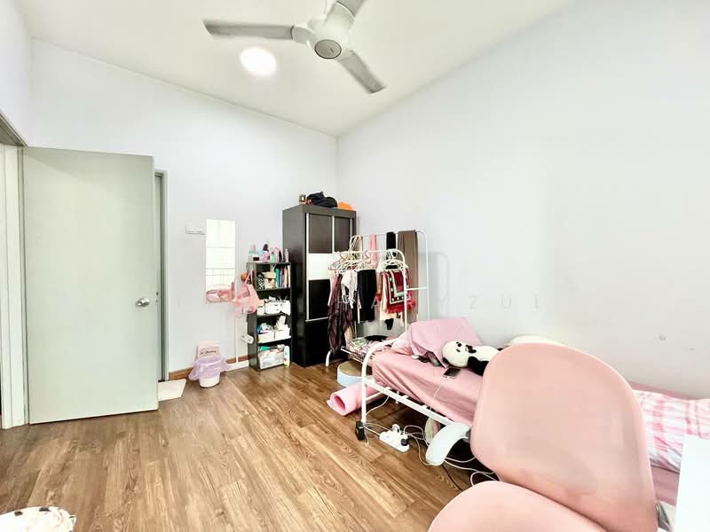 Kediaman Servis untuk Disewa di The Zizz @ Damansara North - Jimmy Haryzul - Bedroom - PropertyGuru.com.my