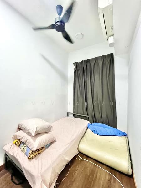 Kediaman Servis untuk Disewa di The Zizz @ Damansara North - Jimmy Haryzul - Bedroom - PropertyGuru.com.my