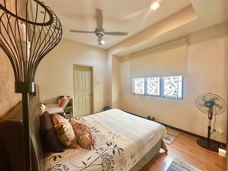 Semi-Detached House for Sale in Bangi (Selangor) - Ashraff Daniel - Bedroom - PropertyGuru.com.my