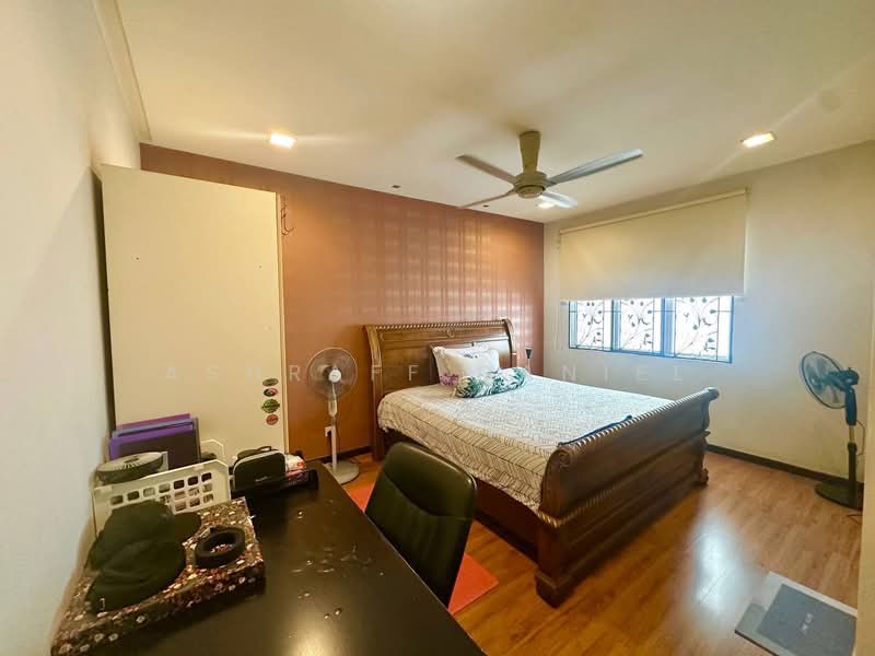 Semi-Detached House for Sale in Bangi (Selangor) - Ashraff Daniel - Bedroom - PropertyGuru.com.my