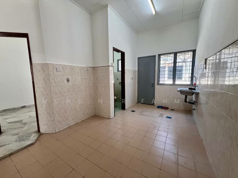 Rumah Teres 1.5 Tingkat untuk Dijual di Klang (Selangor) - Mohd Nor Fahmi - Kitchen - PropertyGuru.com.my