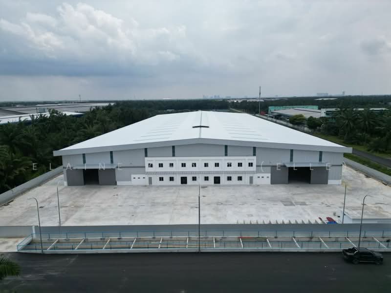 Warehouse for Rent in Kampung Teluk Mengkuang (Telok Panglima Garang) - Elaine Chong (Elle) - Exterior - PropertyGuru.com.my