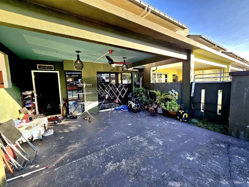 Rumah Teres 2-Tingkat untuk Dijual di Abadi Heights (Puchong) - Ashraff Daniel - Exterior - PropertyGuru.com.my