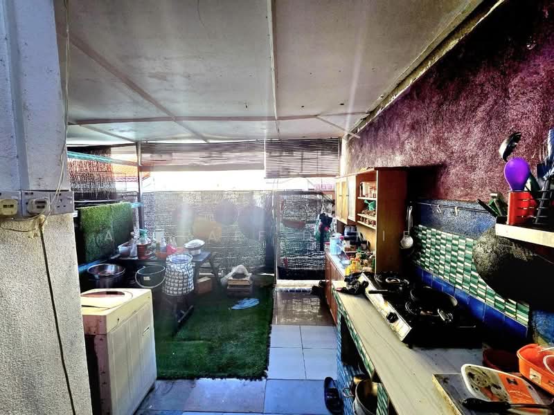 Rumah Teres 2-Tingkat untuk Dijual di Abadi Heights (Puchong) - Ashraff Daniel - Kitchen - PropertyGuru.com.my
