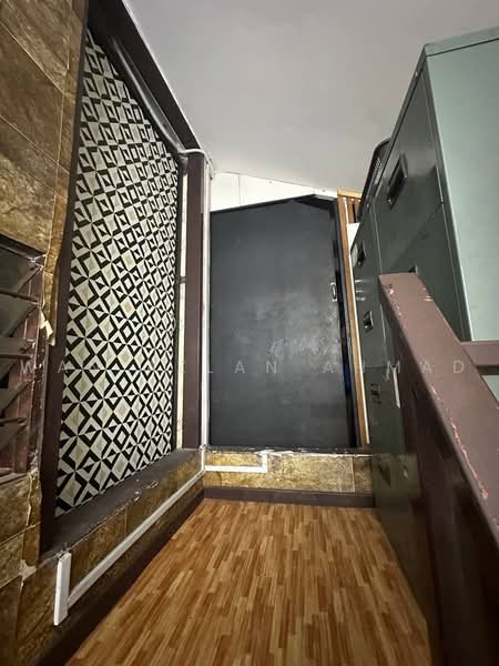 Rumah Teres 1-Tingkat untuk Dijual di Bukit Rahman Putra (Sungai Buloh) - Wan Azlan Ahmad - PropertyGuru.com.my