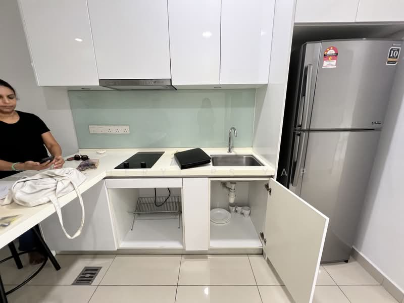 Servis Apartment untuk Disewa di Centrus Soho - Cheryl PS Yap - Kitchen - PropertyGuru.com.my