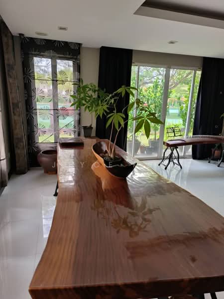 2-storey Terraced House for Sale in Usj 4 (Subang Jaya) - Joyce Kok - Living Room - PropertyGuru.com.my