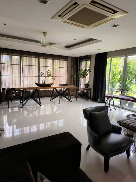 2-storey Terraced House for Sale in Usj 4 (Subang Jaya) - Joyce Kok - Living Room - PropertyGuru.com.my