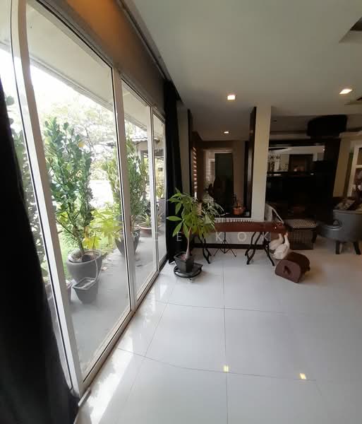 2-storey Terraced House for Sale in Usj 4 (Subang Jaya) - Joyce Kok - Living Room - PropertyGuru.com.my