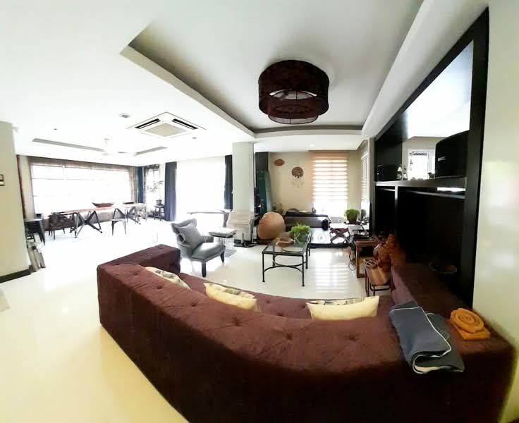 2-storey Terraced House for Sale in Usj 4 (Subang Jaya) - Joyce Kok - Living Room - PropertyGuru.com.my