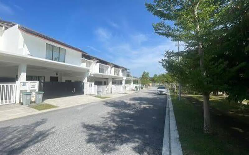 Rumah Berkembar untuk Dijual di Bandar Sri Sendayan (Negeri Sembilan) - John Khoo - PropertyGuru.com.my