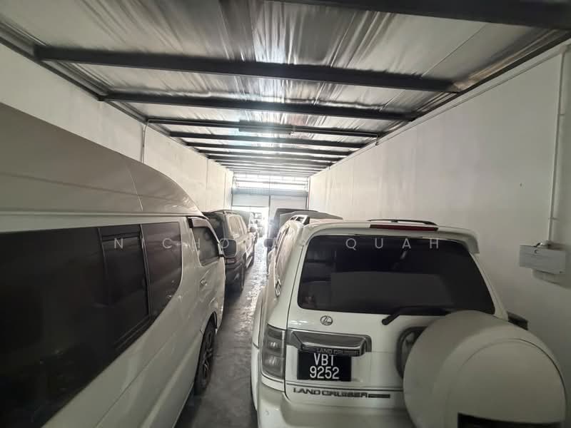 Shop for Rent in Kampung Baru Subang (Sungai Buloh) - Nicholas Quah - Car Park - PropertyGuru.com.my