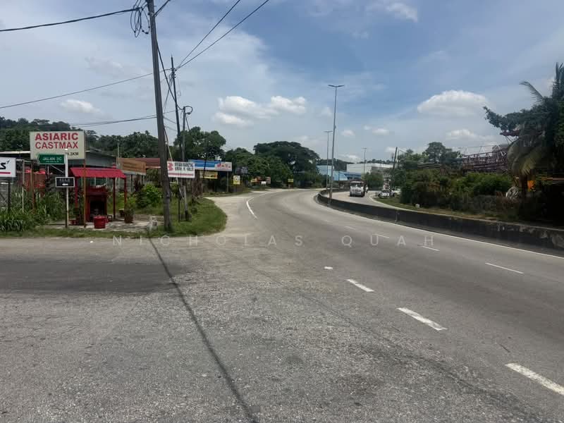 Shop for Rent in Kampung Baru Subang (Sungai Buloh) - Nicholas Quah - Exterior - PropertyGuru.com.my