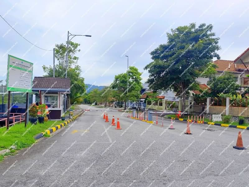 Semi-Detached House for Sale in Bangi (Selangor) - Leslie Low - Exterior - PropertyGuru.com.my