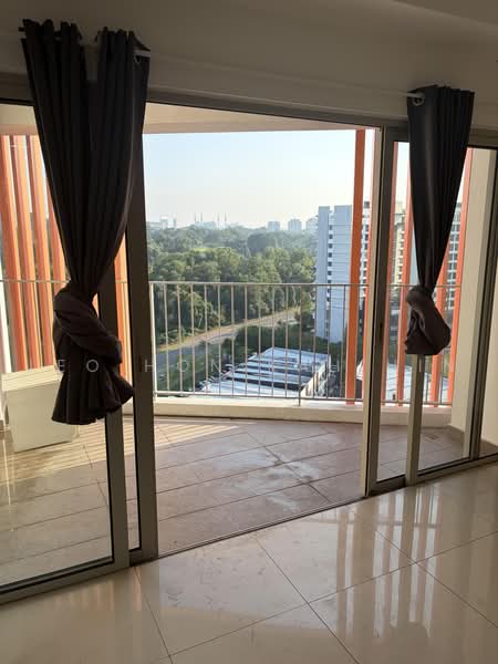 Servis Apartment untuk Disewa di Suria Jelutong - Leo Hon Kah Hin - Balcony - PropertyGuru.com.my