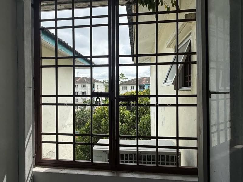 Rumah Flat untuk Dijual di Sri Intan - Ryan Chong - PropertyGuru.com.my