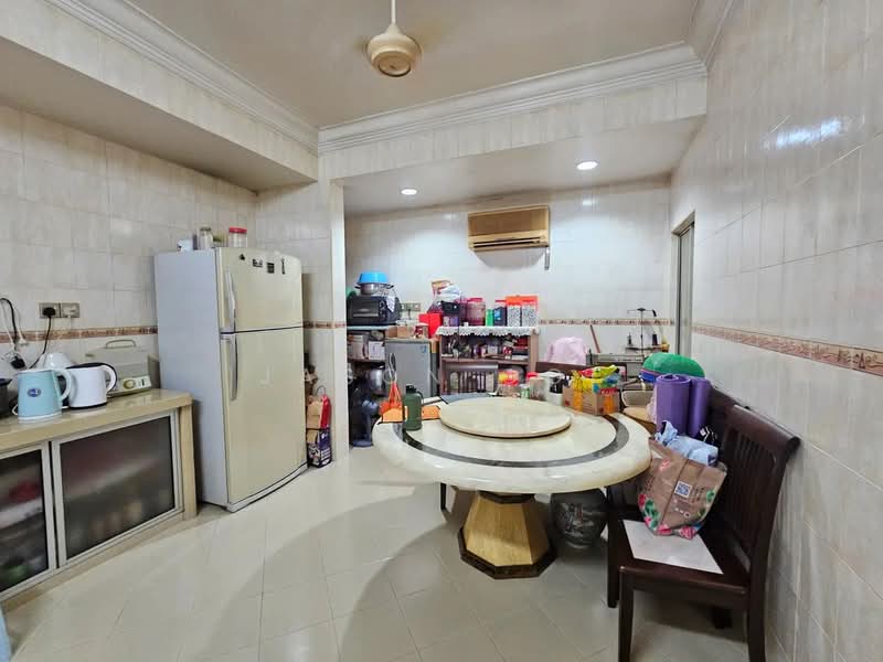 Rumah Teres 2-Tingkat untuk Dijual di Usj 20 (Subang Jaya) - Jason Ooi - Kitchen - PropertyGuru.com.my