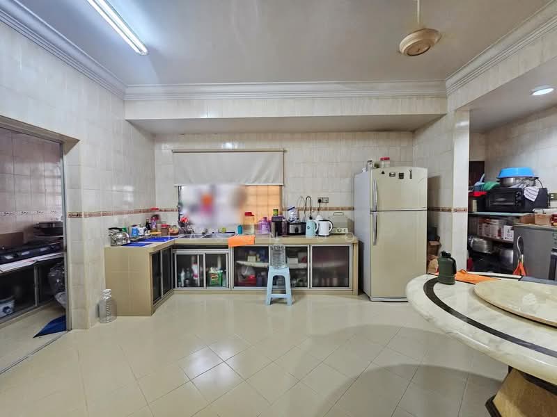 Rumah Teres 2-Tingkat untuk Dijual di Usj 20 (Subang Jaya) - Jason Ooi - Kitchen - PropertyGuru.com.my