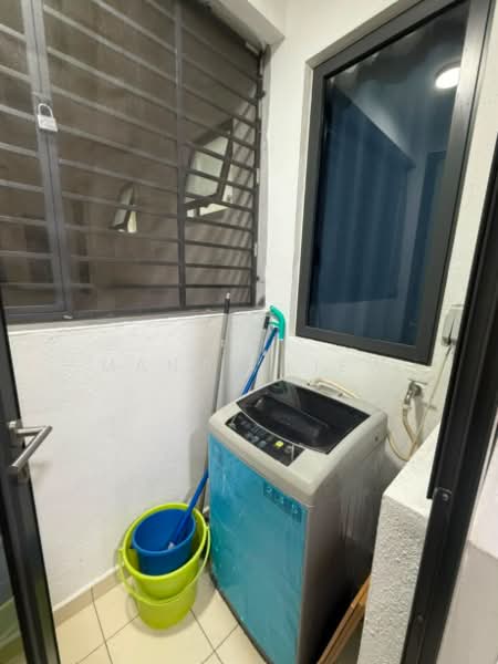 Servis Apartment untuk Disewa di United Point (Residensi Berpadu) - Mandy Liew - Balcony - PropertyGuru.com.my