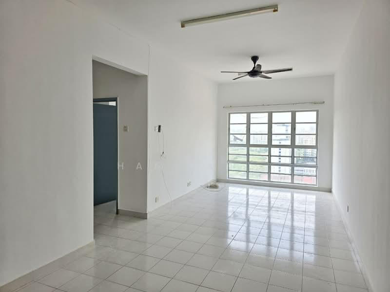 Condominium for Sale at Saujana Aster - Hamizah . - Living Room - PropertyGuru.com.my