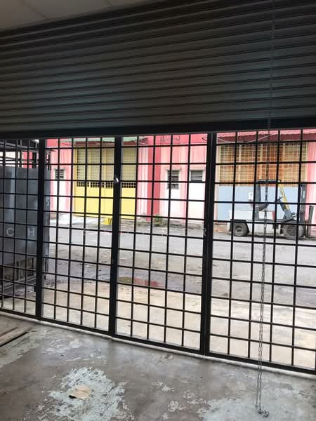 Kilang Teres untuk Dijual di Puchong (Selangor) - Christopher Gooi - Exterior - PropertyGuru.com.my