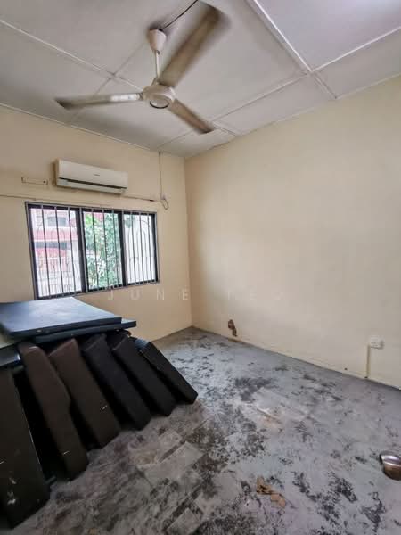 1-storey Terraced House for Rent in Taman Johor Jaya (Johor Bahru) - June Teo - PropertyGuru.com.my
