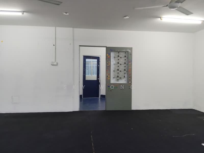 Shop / Office for Rent in Reko Sentral (Kajang) - Sky Wong - Interior - PropertyGuru.com.my