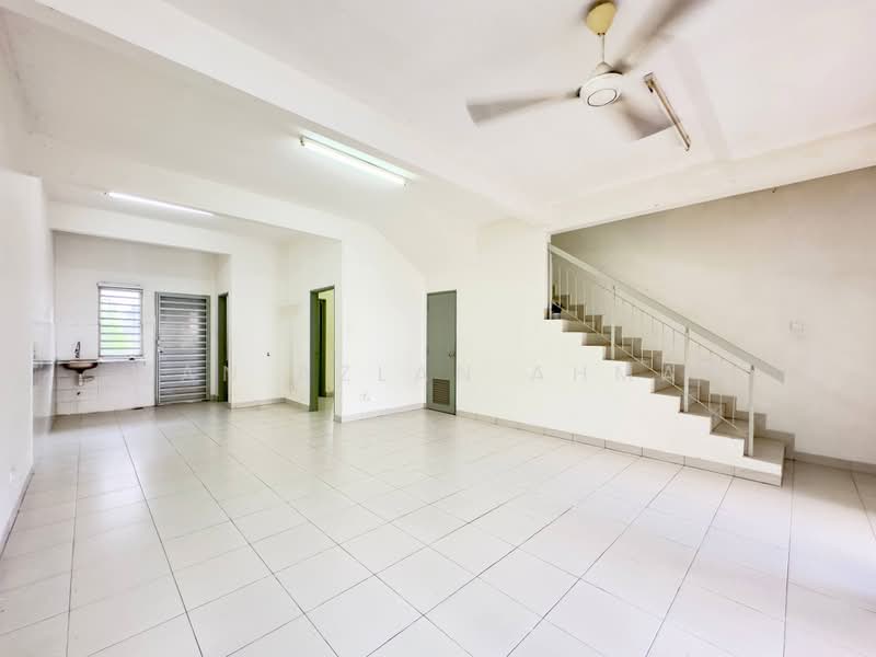 Rumah Teres untuk Dijual di Aman Putri (Sungai Buloh) - Wan Azlan Ahmad - PropertyGuru.com.my