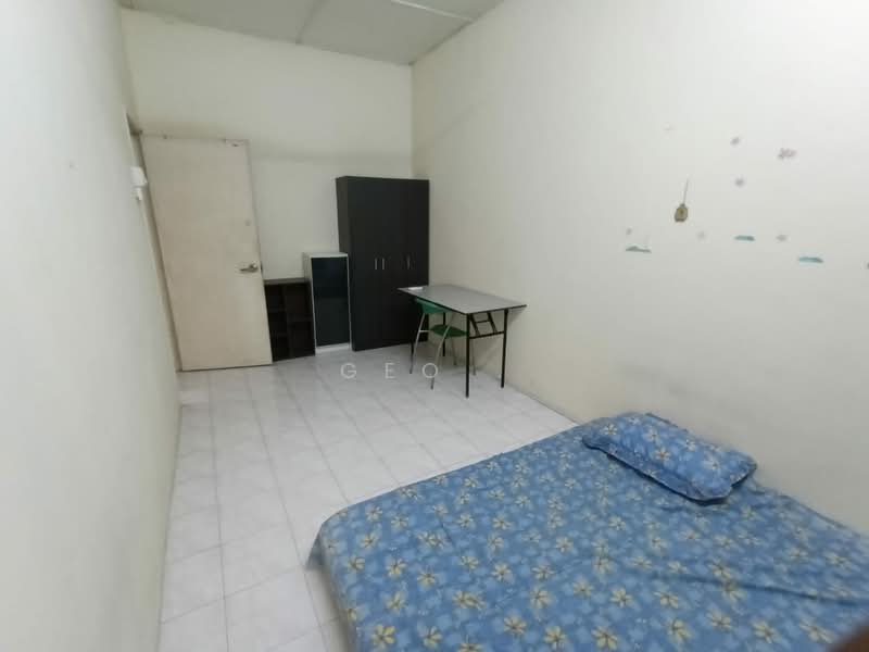 2-storey Terraced House for Sale in Seksyen 32, Kemuning Green Ville (Shah Alam) - Geo . - Bedroom - PropertyGuru.com.my