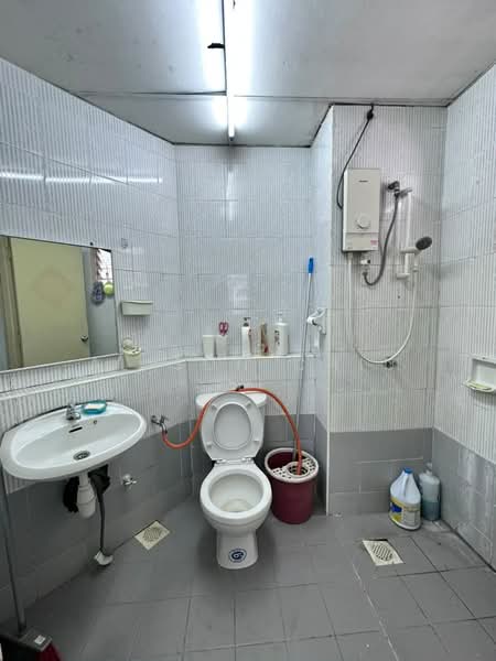 Condominium for Sale at Menara Menjalara - Alison Chiu - Bathroom - PropertyGuru.com.my