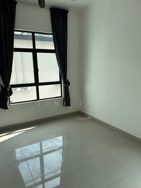 Rumah Teres 2 Tingkat untuk Disewa di Taman Mount Austin (Tebrau) - June Teo - PropertyGuru.com.my