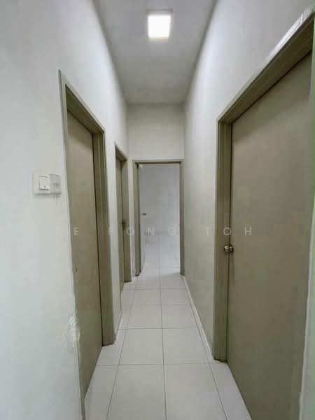 Service Residence for Sale at Jentayu Residensi @ Tampoi - Ee Fong Toh - Corridor - PropertyGuru.com.my
