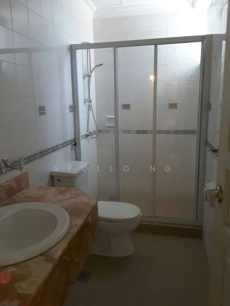 Kondominium untuk Disewa di Corinthian Condominium - Apollo Ng - Bathroom - PropertyGuru.com.my