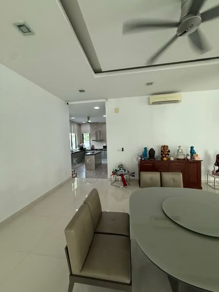 Rumah Banglo untuk Dijual di Subang Heights (Subang Jaya) - KK Lim - Living Room - PropertyGuru.com.my