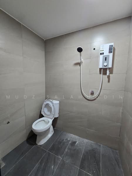 Rumah Teres 1 Tingkat untuk Dijual di Taman Menara Maju (Klang) - Mudz Salahuddin - Bathroom - PropertyGuru.com.my
