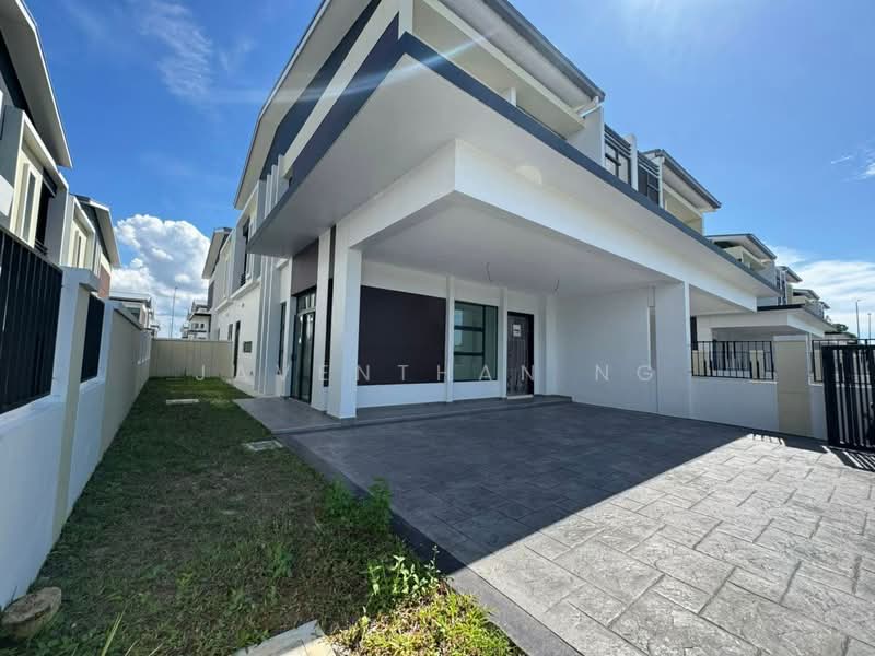 Cluster House for Sale in Taman Impian Emas (Skudai) - Javenthan Ng - PropertyGuru.com.my