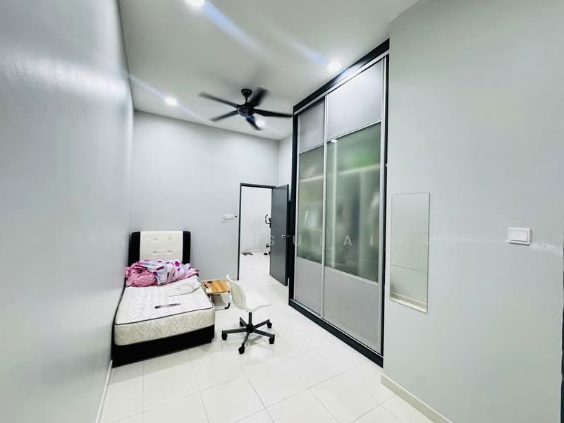2-storey Terraced House for Sale in Bandar Tasik Puteri (Rawang) - Yasmin Sulaiman - Bedroom - PropertyGuru.com.my