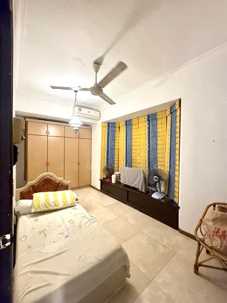 Rumah Berkembar untuk Dijual di Taman Pelangi (Johor Bahru) - Jeny Loo - PropertyGuru.com.my