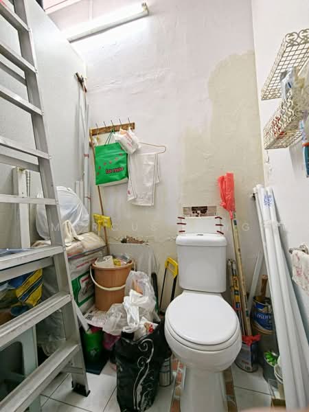 1-storey Terraced House for Sale in New Pasir Puteh (Ipoh) - Marcus Seng - Bathroom - PropertyGuru.com.my