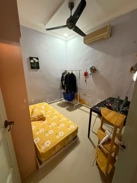 Rumah Teres 1 Tingkat untuk Dijual di Taman Universiti (Skudai) - Ee Fong Toh - Bedroom - PropertyGuru.com.my