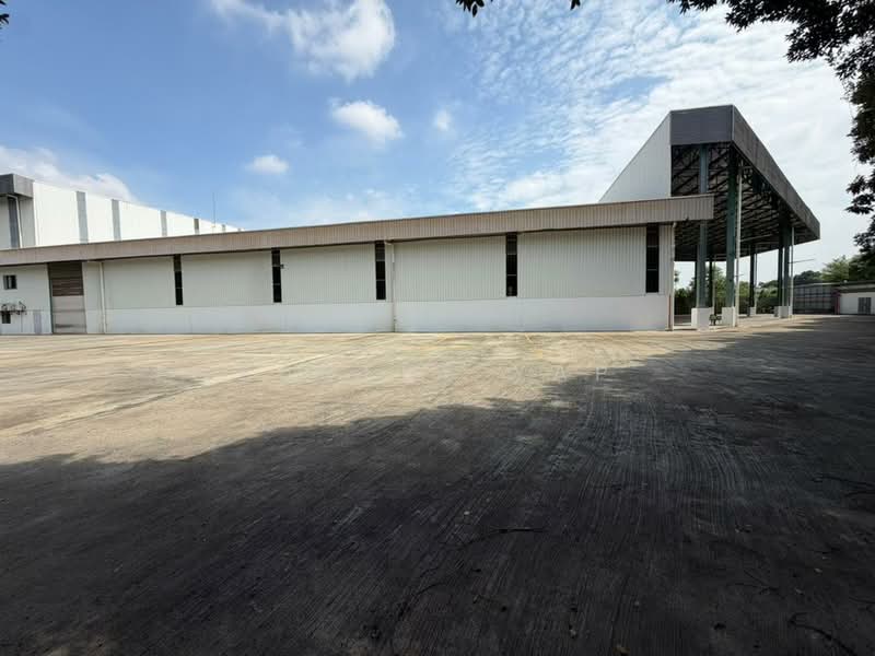 Warehouse for Sale in Taman Perindustrian Bukit Raja (Kapar) - Eugene Yap - Exterior - PropertyGuru.com.my