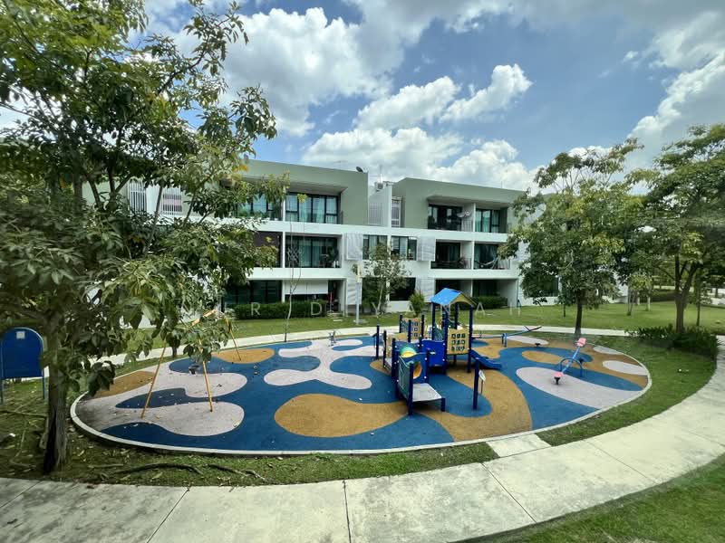Rumah Bandar untuk Disewa di Cahaya Spk (Shah Alam) - Nur Diyanah - Exterior - PropertyGuru.com.my