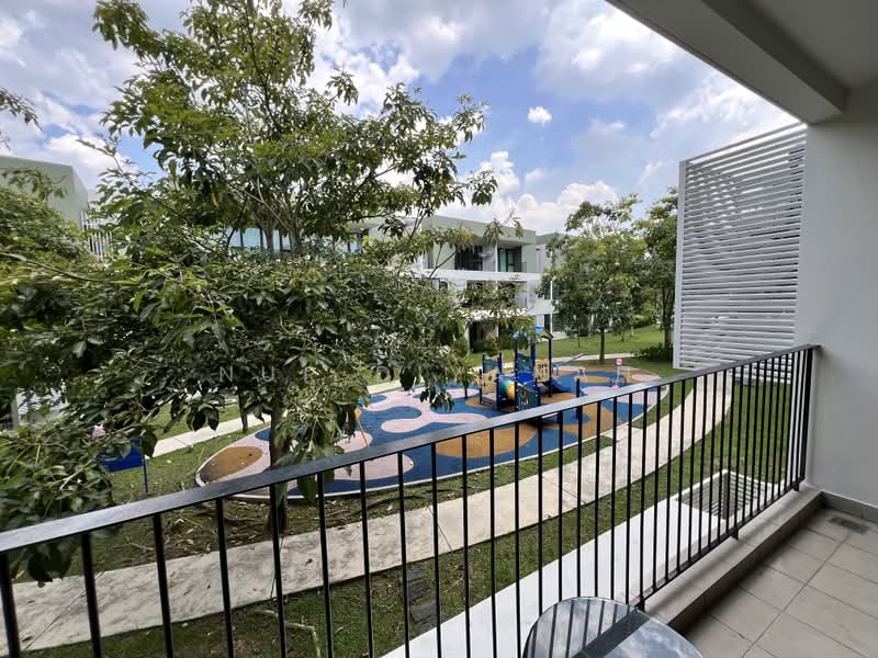 Rumah Bandar untuk Disewa di Cahaya Spk (Shah Alam) - Nur Diyanah - Balcony - PropertyGuru.com.my