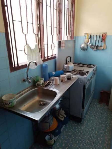 Rumah Teres 1-Tingkat untuk Dijual di Taman Sri Tebrau (Johor Bahru) - Ee Fong Toh - Kitchen - PropertyGuru.com.my