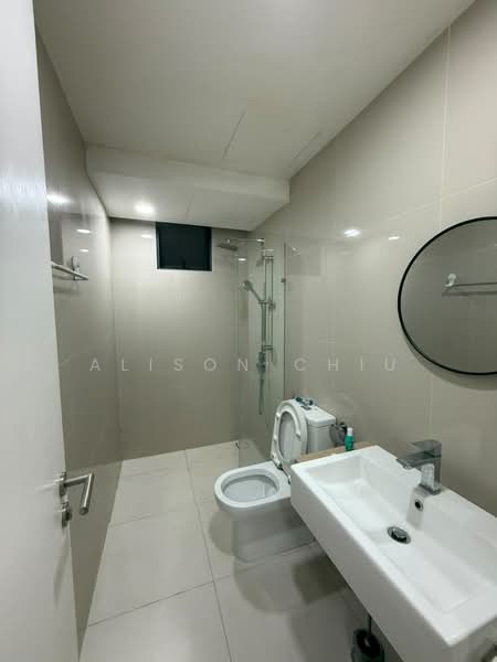 Servis Apartment untuk Disewa di United Point (Residensi Berpadu) - Alison Chiu - Bathroom - PropertyGuru.com.my