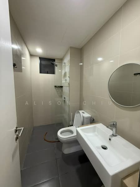 Servis Apartment untuk Disewa di United Point (Residensi Berpadu) - Alison Chiu - Bathroom - PropertyGuru.com.my