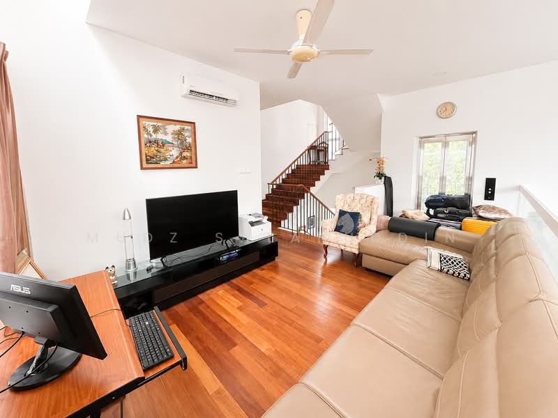 Bungalow House for Sale in Lakefront Villa (Cyberjaya) - Mudz Salahuddin - Living Room - PropertyGuru.com.my