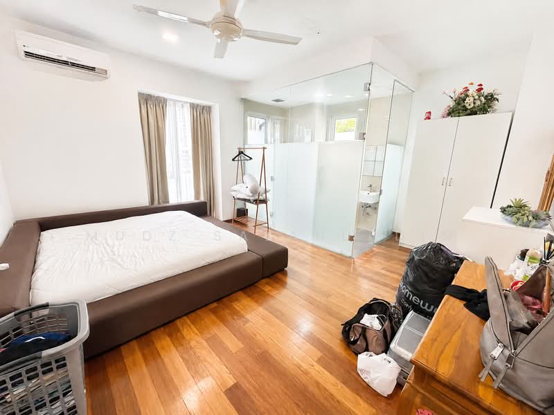 Bungalow House for Sale in Lakefront Villa (Cyberjaya) - Mudz Salahuddin - Bedroom - PropertyGuru.com.my